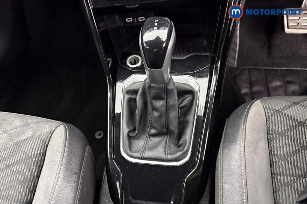 Volkswagen T-Roc R-Line Automatic Petrol SUV - Stock Number (1599327) - 13th supplementary image