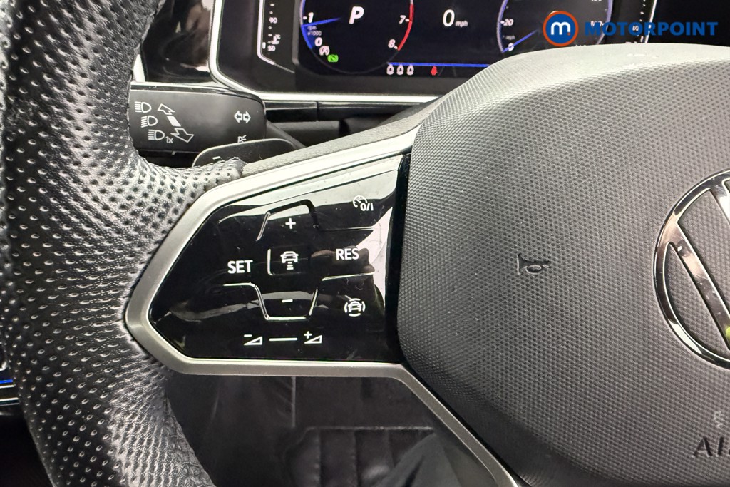 Volkswagen T-Roc R-Line Automatic Petrol SUV - Stock Number (1599327) - 14th supplementary image