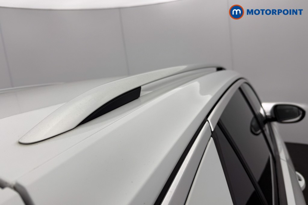 Volkswagen T-Roc R-Line Automatic Petrol SUV - Stock Number (1599327) - 20th supplementary image