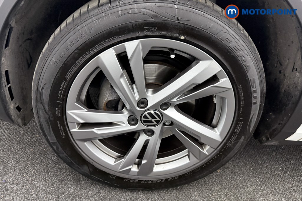 Volkswagen T-Roc R-Line Automatic Petrol SUV - Stock Number (1599327) - 30th supplementary image