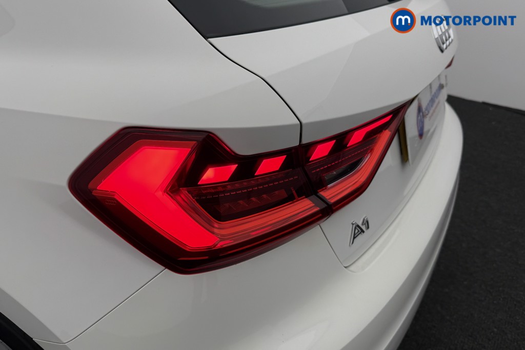 Audi A1 Technik Manual Petrol Hatchback - Stock Number (1600673) - 23rd supplementary image