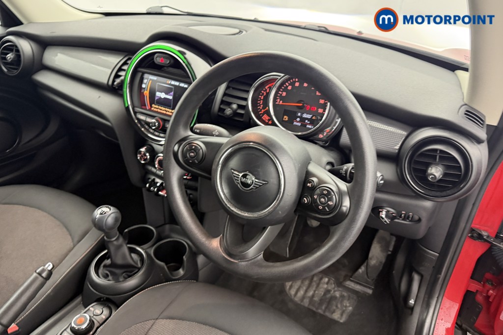 Mini Hatchback Cooper Classic Manual Petrol Hatchback - Stock Number (1601399) - 2nd supplementary image