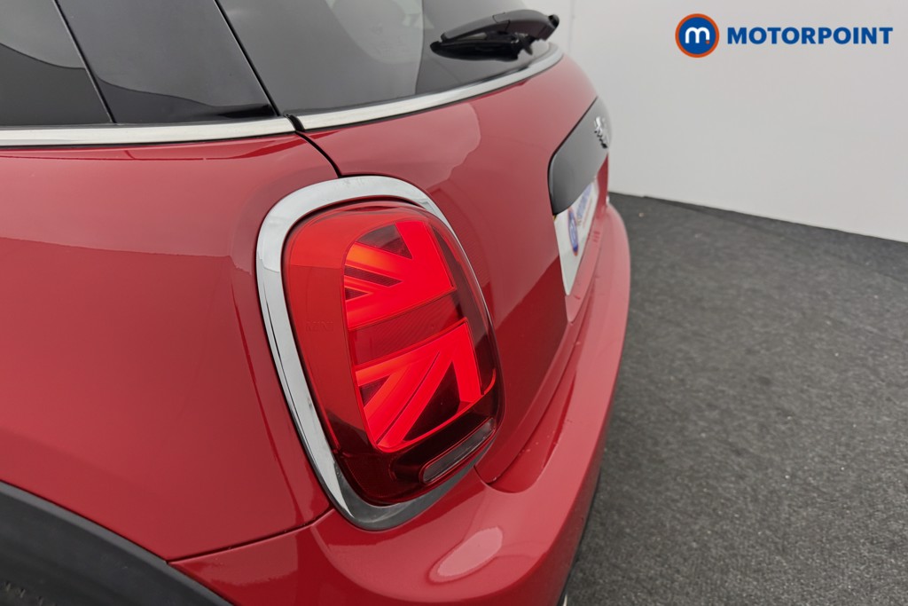 Mini Hatchback Cooper Classic Manual Petrol Hatchback - Stock Number (1601399) - 20th supplementary image