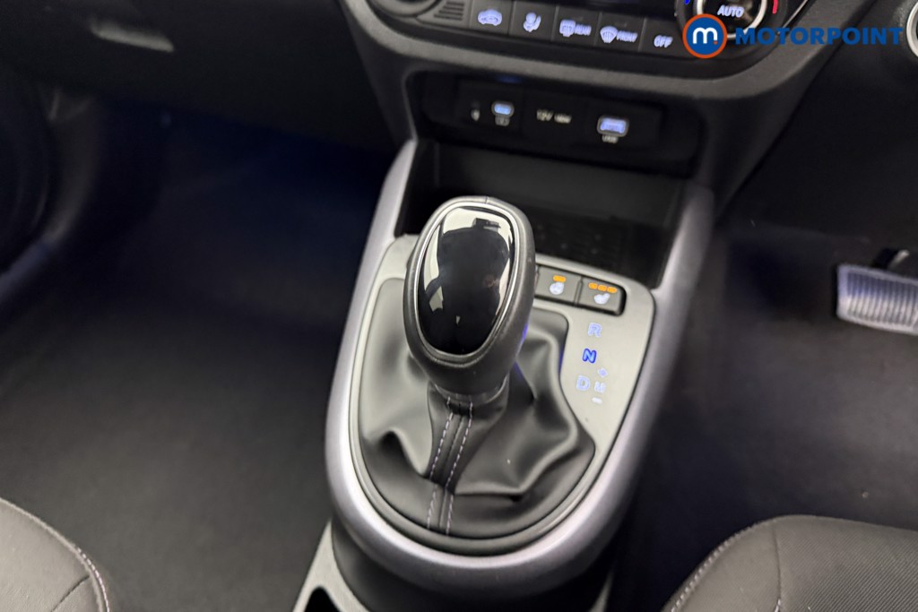 Hyundai I10 Premium Automatic Petrol Hatchback - Stock Number (1602000) - 12th supplementary image