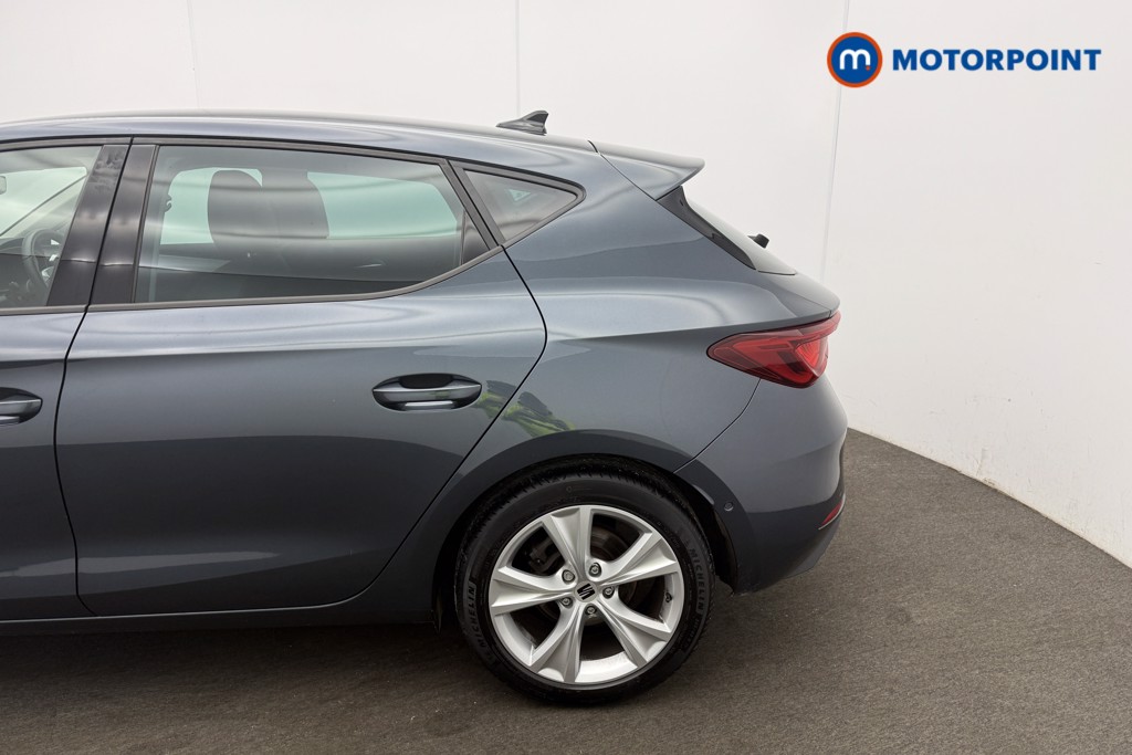 Seat Leon FR Manual Petrol Hatchback - Stock Number (1602260) - 4th supplementary image