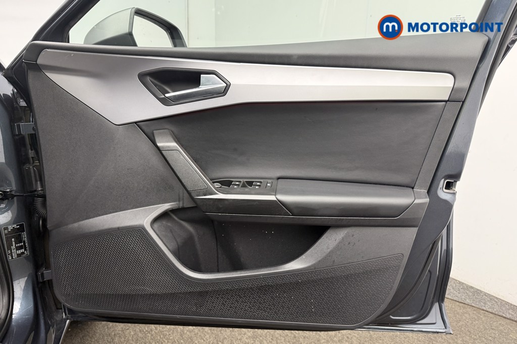 Seat Leon FR Manual Petrol Hatchback - Stock Number (1602260) - 34th supplementary image