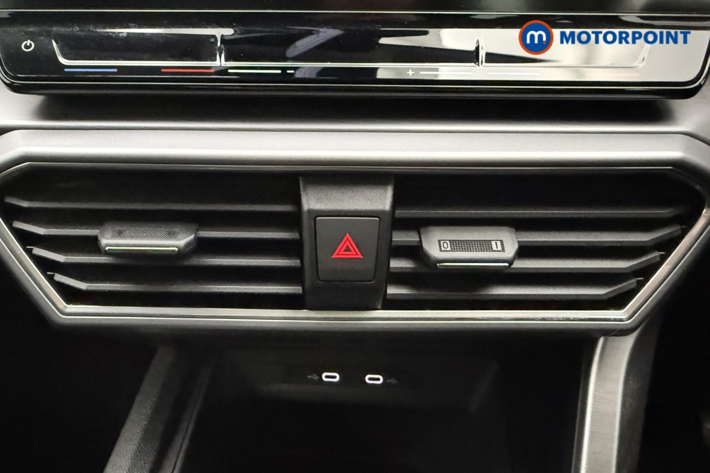 Seat Leon FR Manual Petrol Hatchback - Stock Number (1602265) - 8th supplementary image