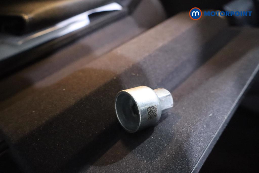 BMW 1 Series M135i Automatic Petrol Hatchback - Stock Number (1602770) - 14th supplementary image