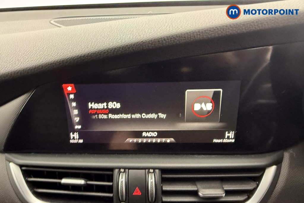 Alfa Romeo Giulia Veloce Automatic Petrol Saloon - Stock Number (1603368) - 6th supplementary image