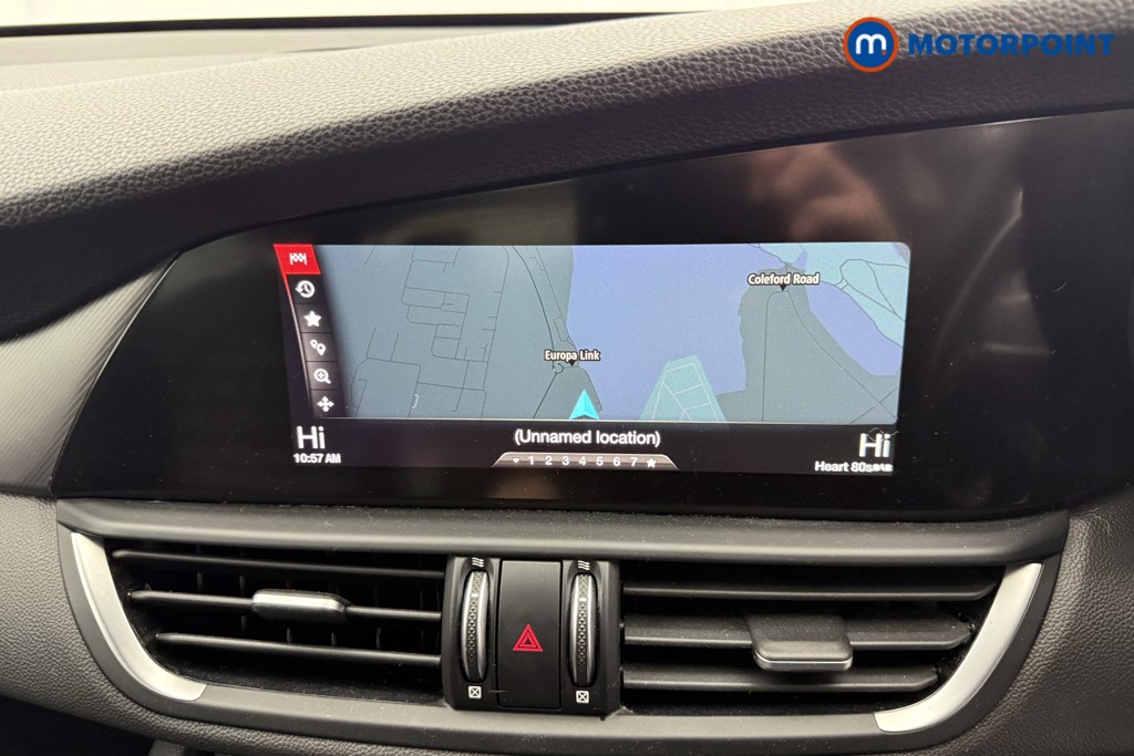 Alfa Romeo Giulia Veloce Automatic Petrol Saloon - Stock Number (1603368) - 9th supplementary image