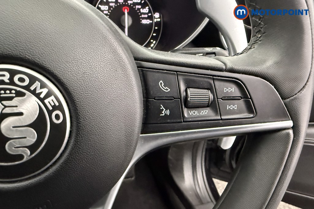 Alfa Romeo Giulia Veloce Automatic Petrol Saloon - Stock Number (1603368) - 16th supplementary image
