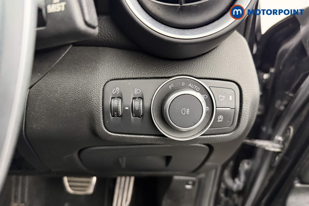 Alfa Romeo Giulia Veloce Automatic Petrol Saloon - Stock Number (1603368) - 17th supplementary image