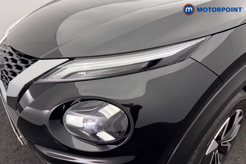 Nissan Juke Acenta Premium Manual Petrol SUV - Stock Number (1603458) - 23rd supplementary image