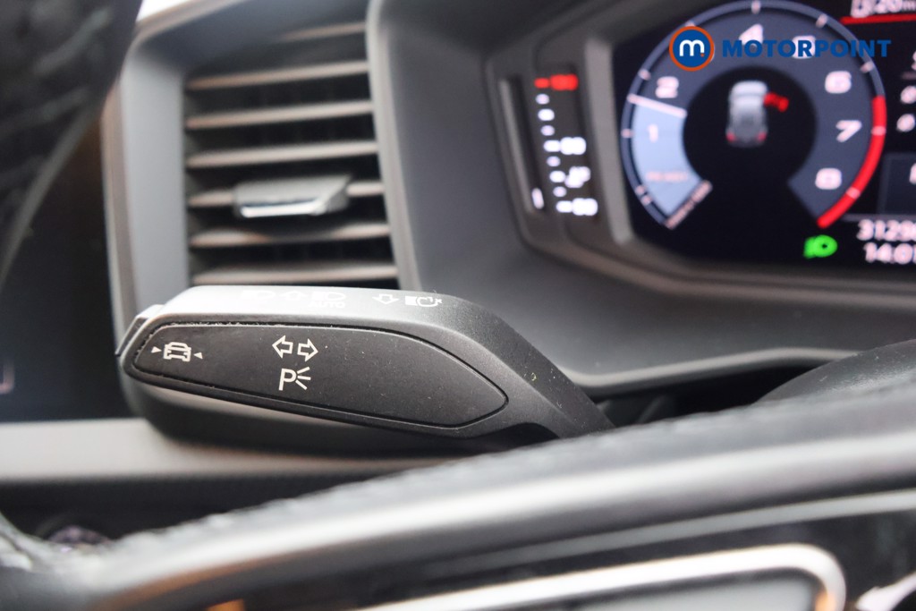 Audi A1 Technik Manual Petrol Hatchback - Stock Number (1603463) - 5th supplementary image