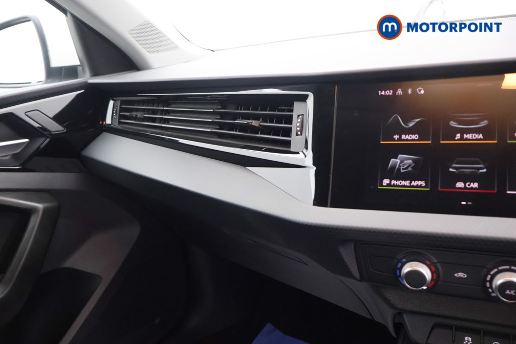 Audi A1 Technik Manual Petrol Hatchback - Stock Number (1603463) - 11th supplementary image