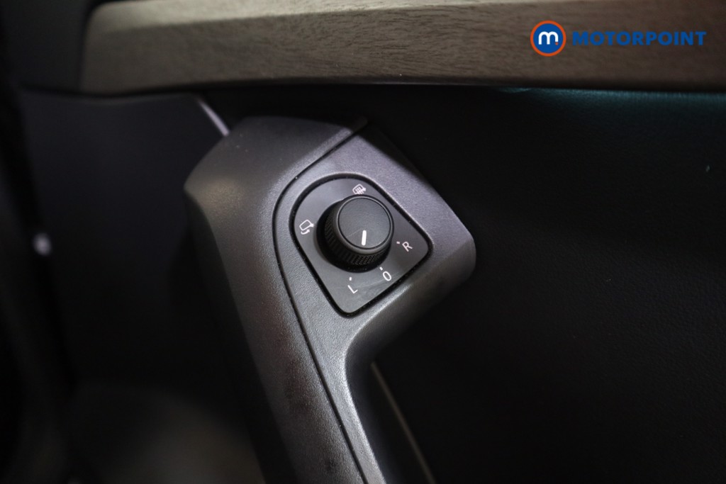 Seat Ateca Xperience Lux Automatic Petrol SUV - Stock Number (1603603) - 13th supplementary image