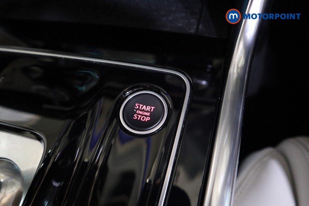 Jaguar XE HSE Automatic Diesel Saloon - Stock Number (1603619) - 9th supplementary image