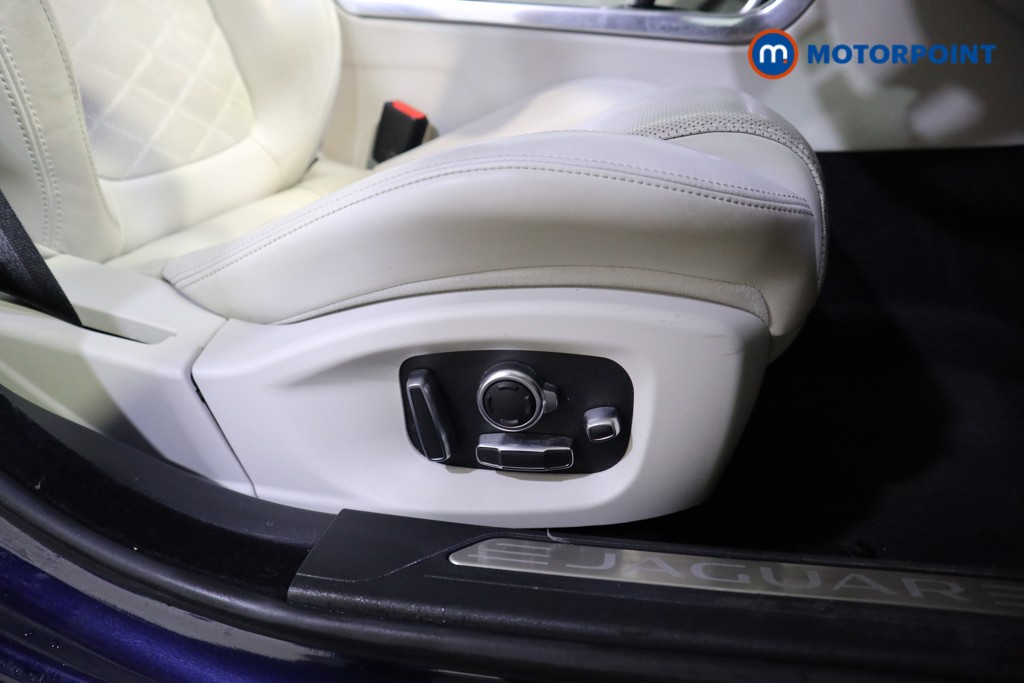 Jaguar XE HSE Automatic Diesel Saloon - Stock Number (1603619) - 14th supplementary image