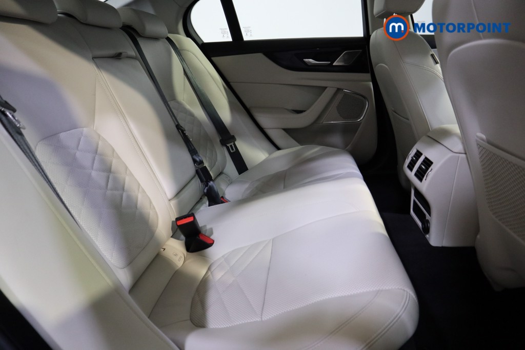 Jaguar XE HSE Automatic Diesel Saloon - Stock Number (1603619) - 16th supplementary image
