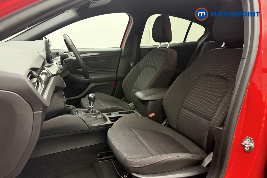 Ford Focus St-Line Manual Petrol Hatchback - Stock Number (1604023) - 15th supplementary image