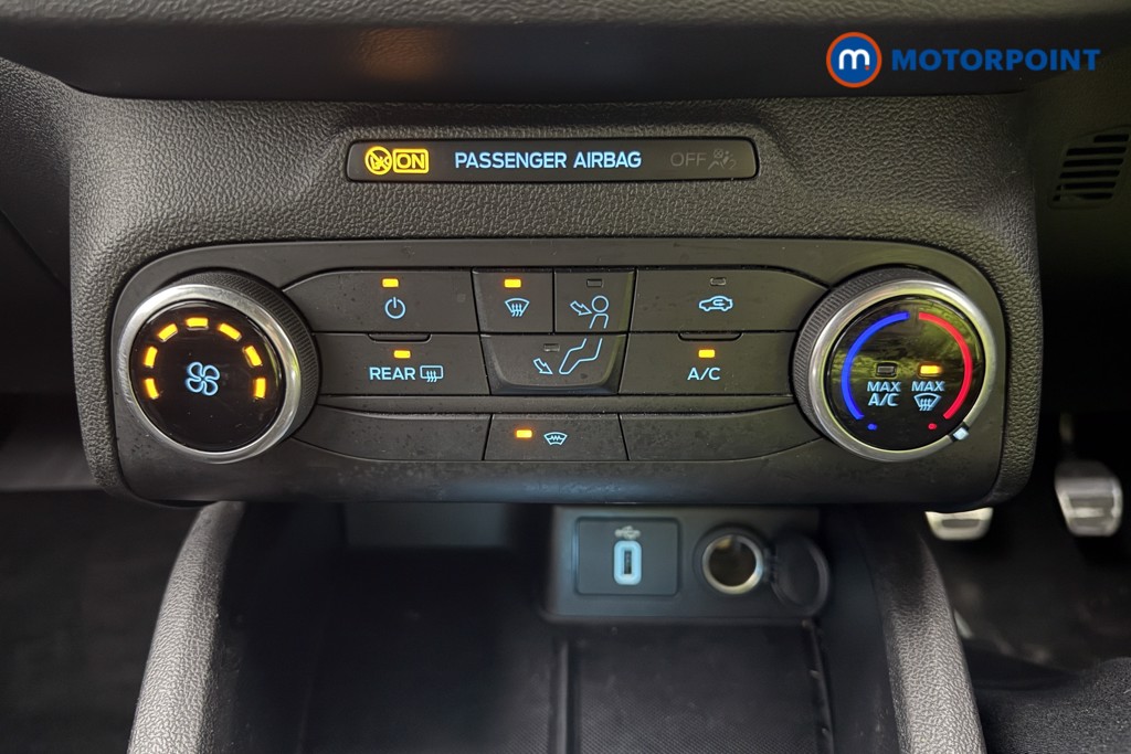 Ford Focus St-Line Manual Petrol Hatchback - Stock Number (1604023) - 26th supplementary image