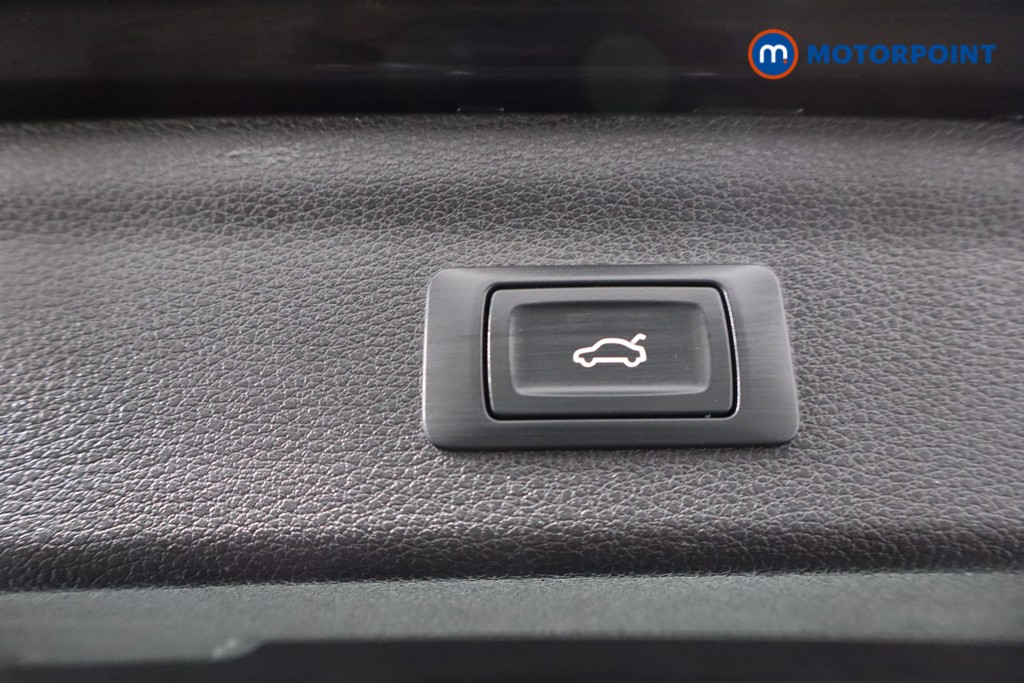 Audi Q3 Technik Automatic Petrol SUV - Stock Number (1604184) - 39th supplementary image