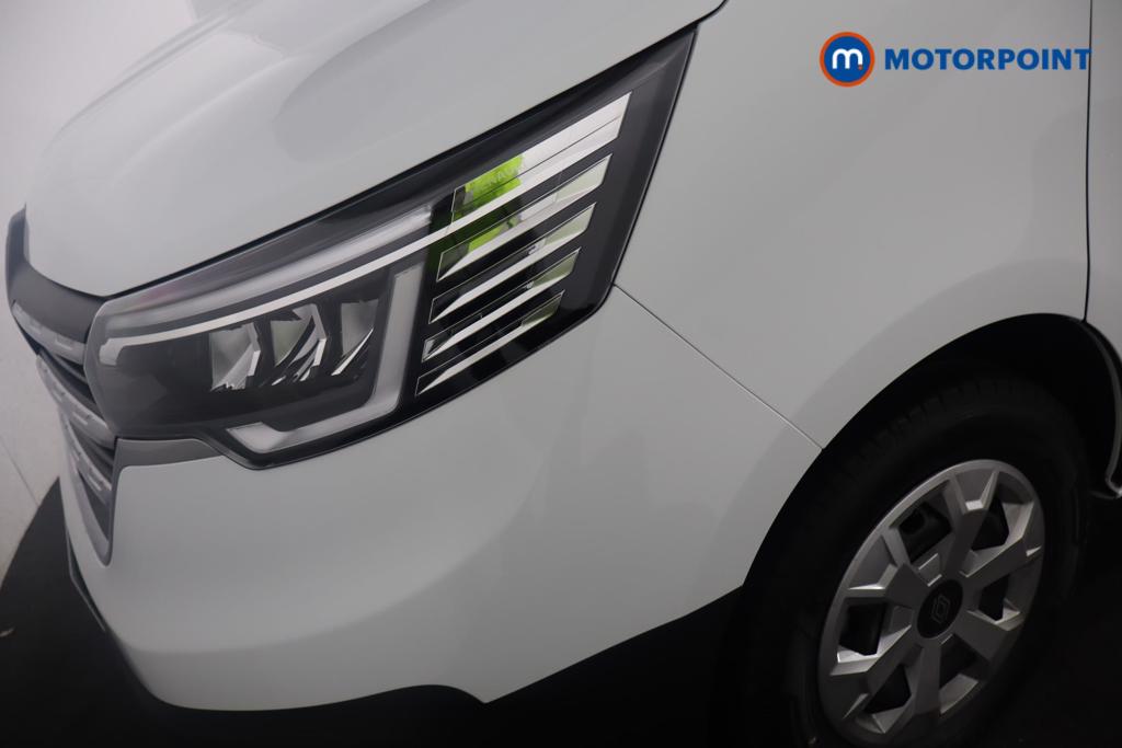 Renault Trafic Advance Automatic Electric Panel Van - Stock Number (1604249) - 13th supplementary image