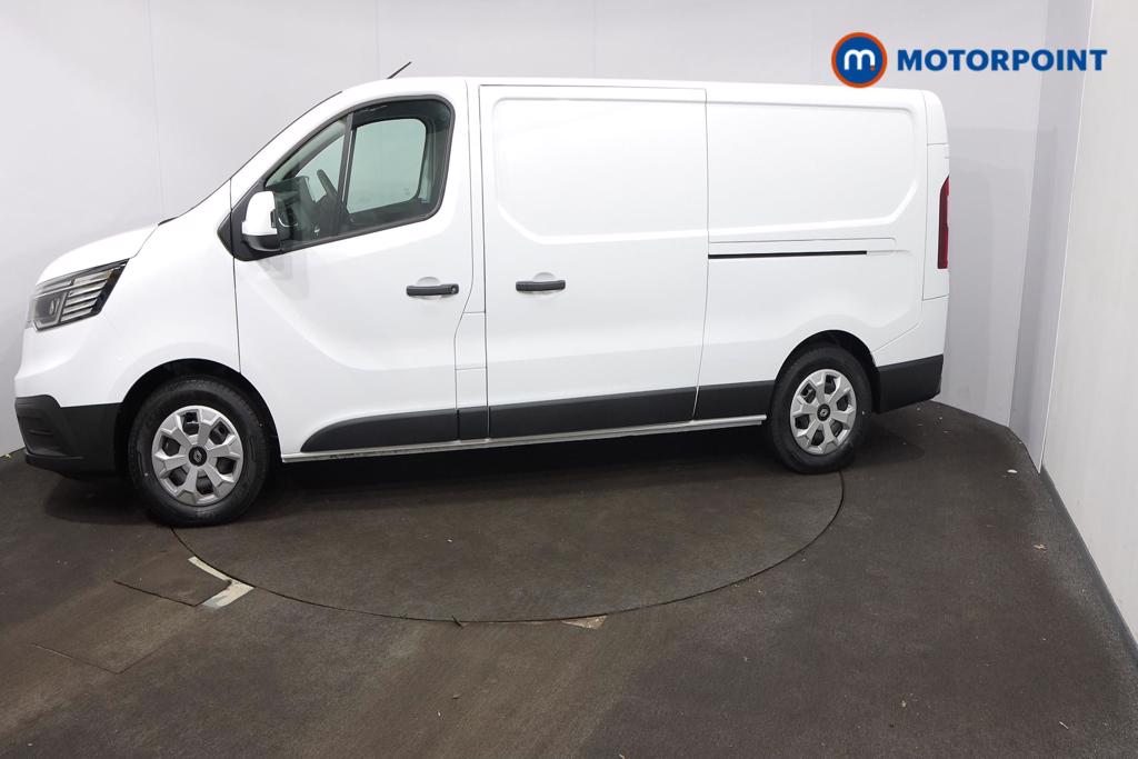 Renault Trafic Advance Automatic Electric Panel Van - Stock Number (1604249) - Passenger side