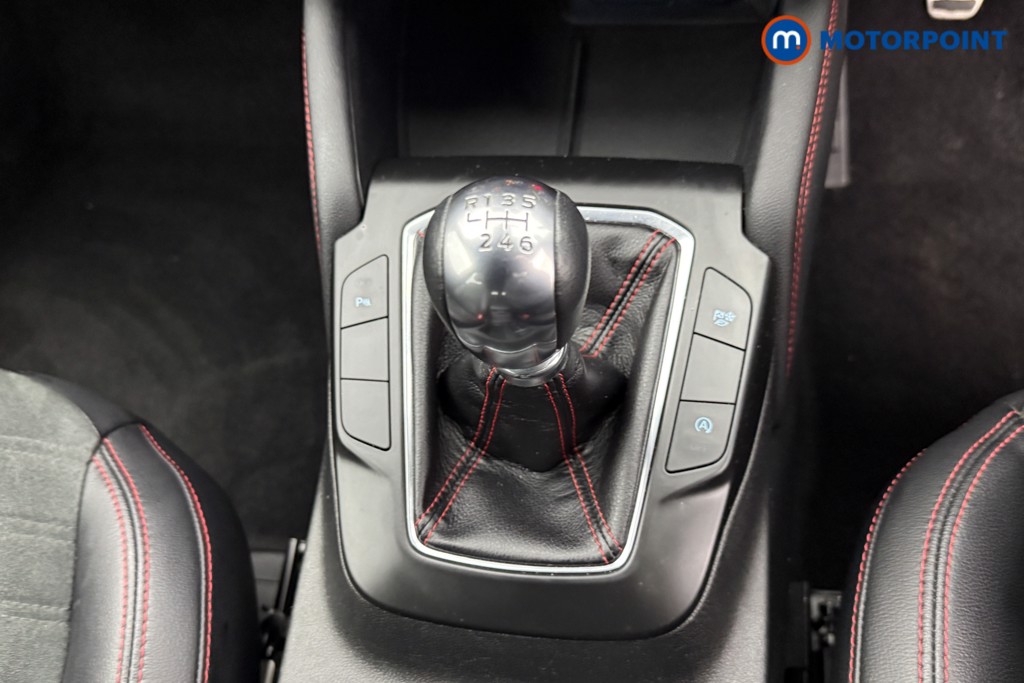 Ford Kuga St-Line X Manual Diesel SUV - Stock Number (1604305) - 11th supplementary image