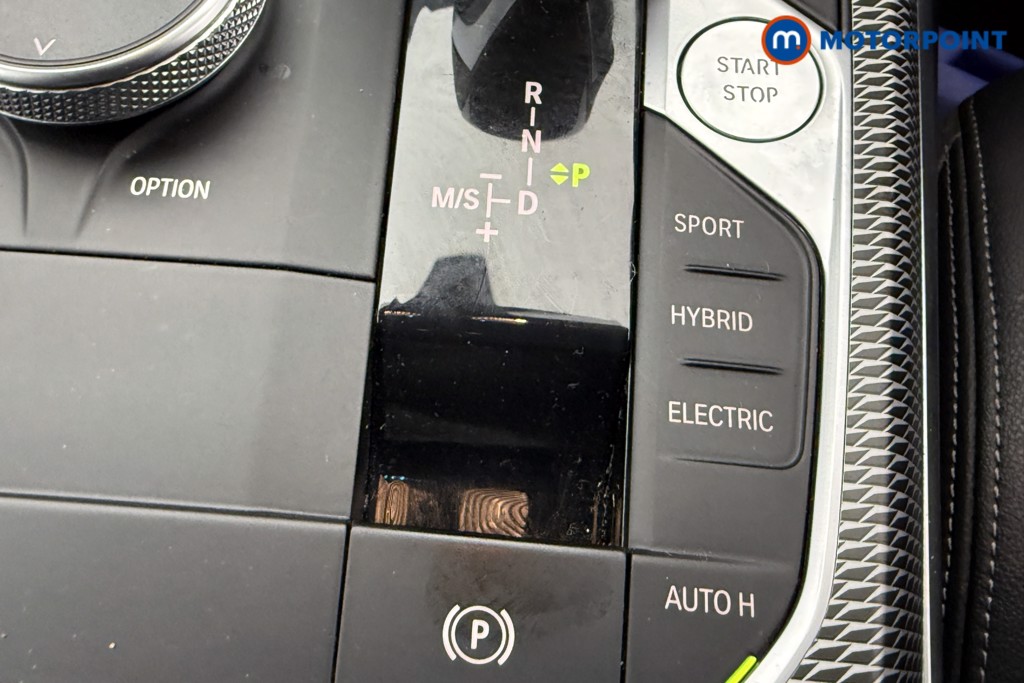 BMW 3 Series M Sport Automatic Petrol Plug-In Hybrid Estate - Stock Number (1604359) - 14th supplementary image