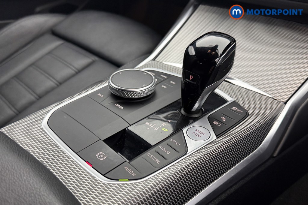 BMW 3 Series M Sport Automatic Petrol Plug-In Hybrid Estate - Stock Number (1604359) - 15th supplementary image