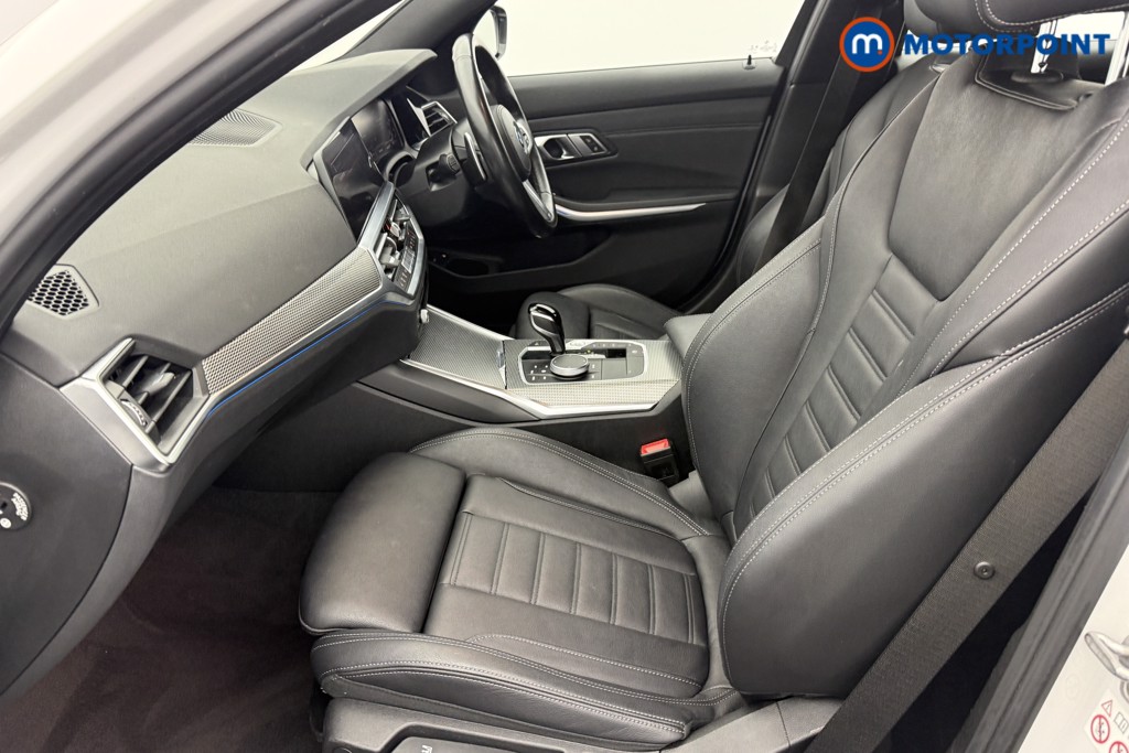 BMW 3 Series M Sport Automatic Petrol Plug-In Hybrid Estate - Stock Number (1604359) - 27th supplementary image