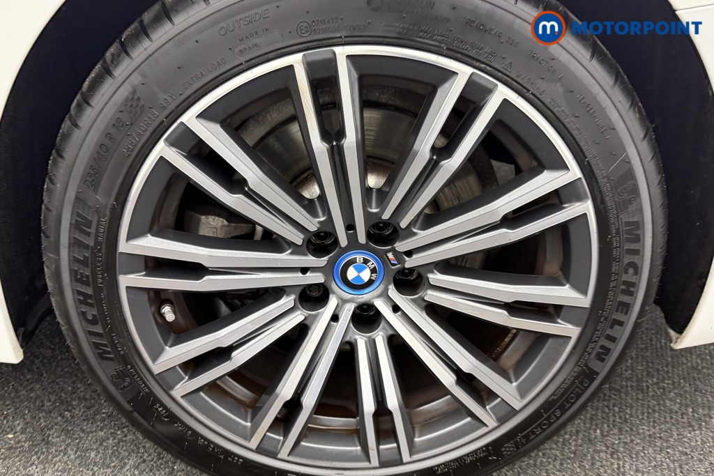 BMW 3 Series M Sport Automatic Petrol Plug-In Hybrid Estate - Stock Number (1604359) - 36th supplementary image