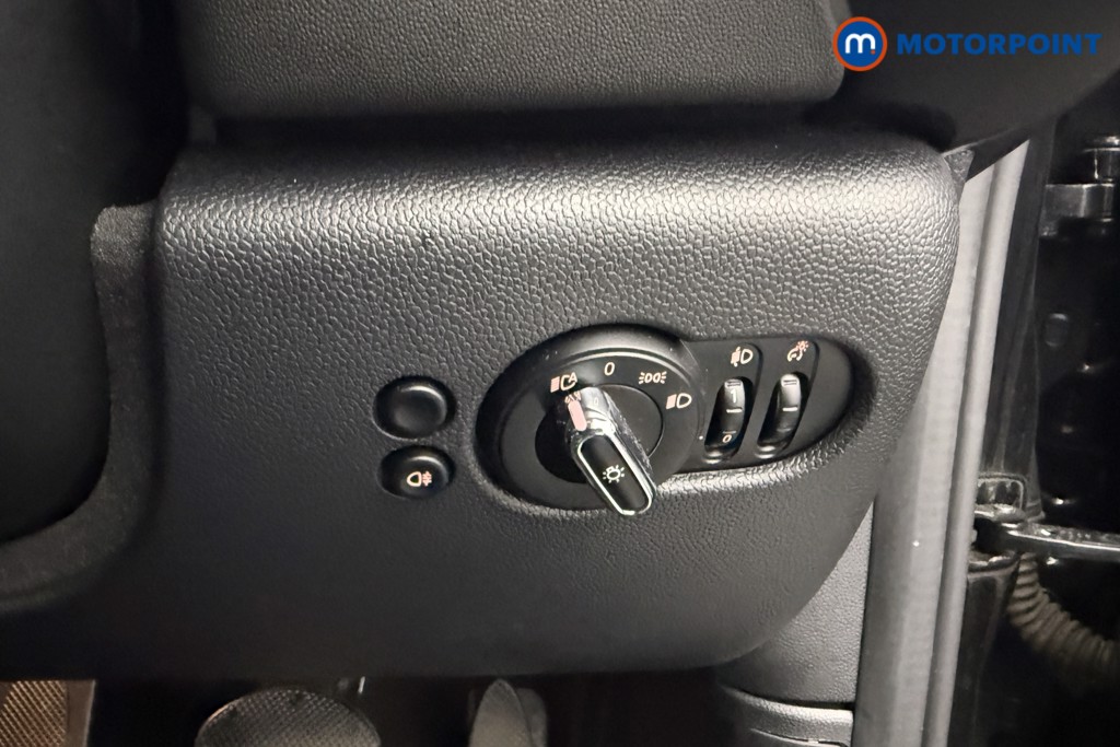 Mini Hatchback Cooper S Level 3 Automatic Electric Hatchback - Stock Number (1604517) - 16th supplementary image