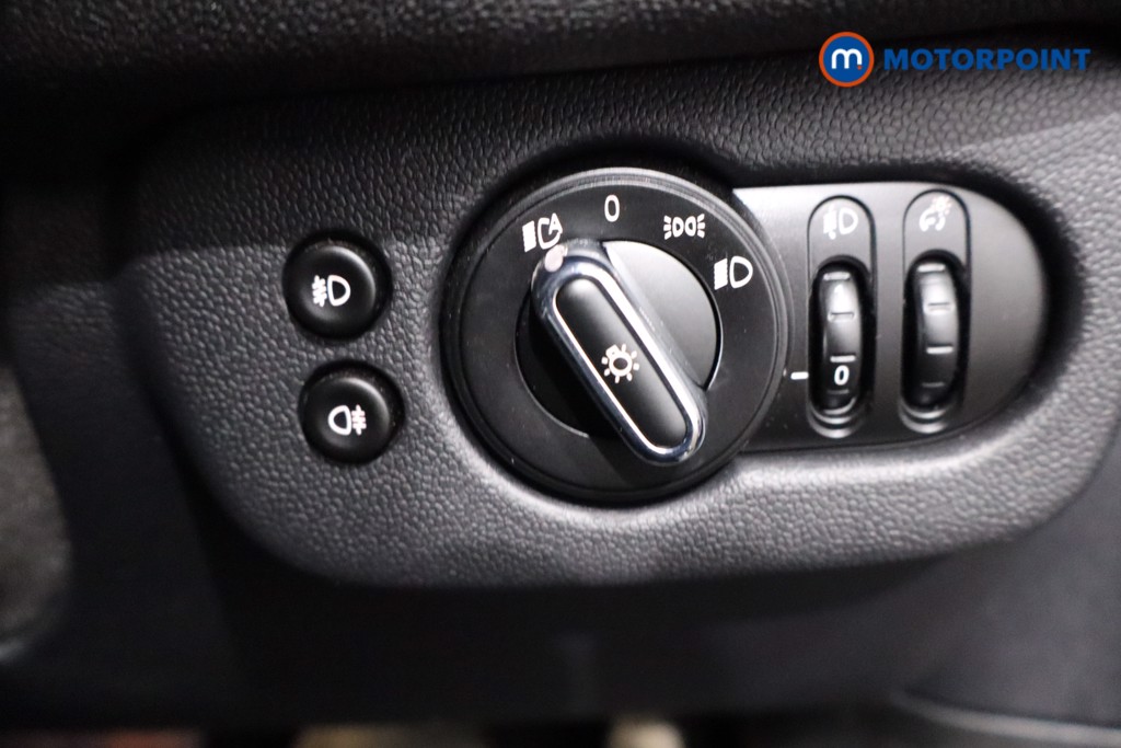 Mini Clubman Cooper S Exclusive Automatic Petrol Estate - Stock Number (1604566) - 18th supplementary image