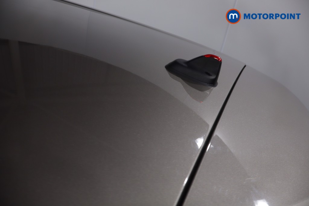 Mini Clubman Cooper S Exclusive Automatic Petrol Estate - Stock Number (1604566) - 33rd supplementary image