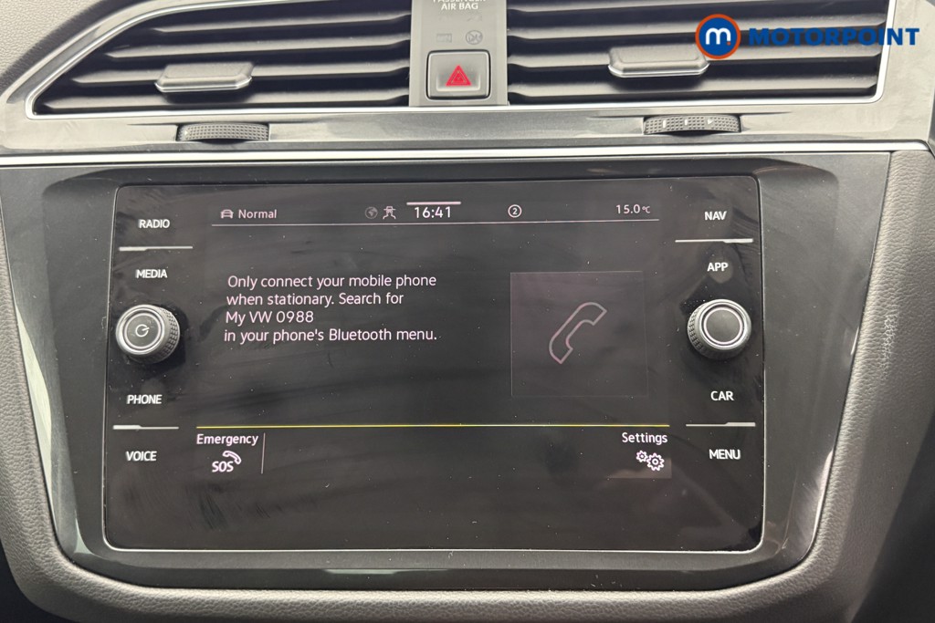 Volkswagen Tiguan Active Manual Petrol SUV - Stock Number (1604622) - 8th supplementary image