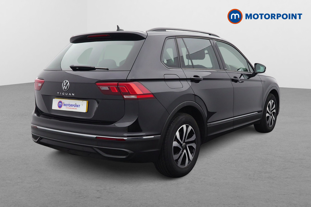 Volkswagen Tiguan Active Manual Petrol SUV - Stock Number (1604622) - Drivers side rear corner