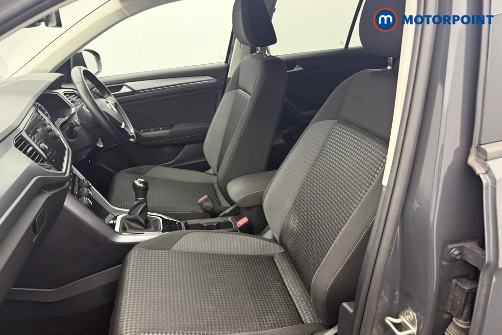 Volkswagen T-Roc Active Manual Petrol SUV - Stock Number (1604746) - 11th supplementary image
