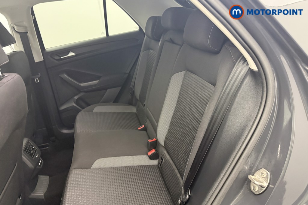 Volkswagen T-Roc Active Manual Petrol SUV - Stock Number (1604746) - 12th supplementary image