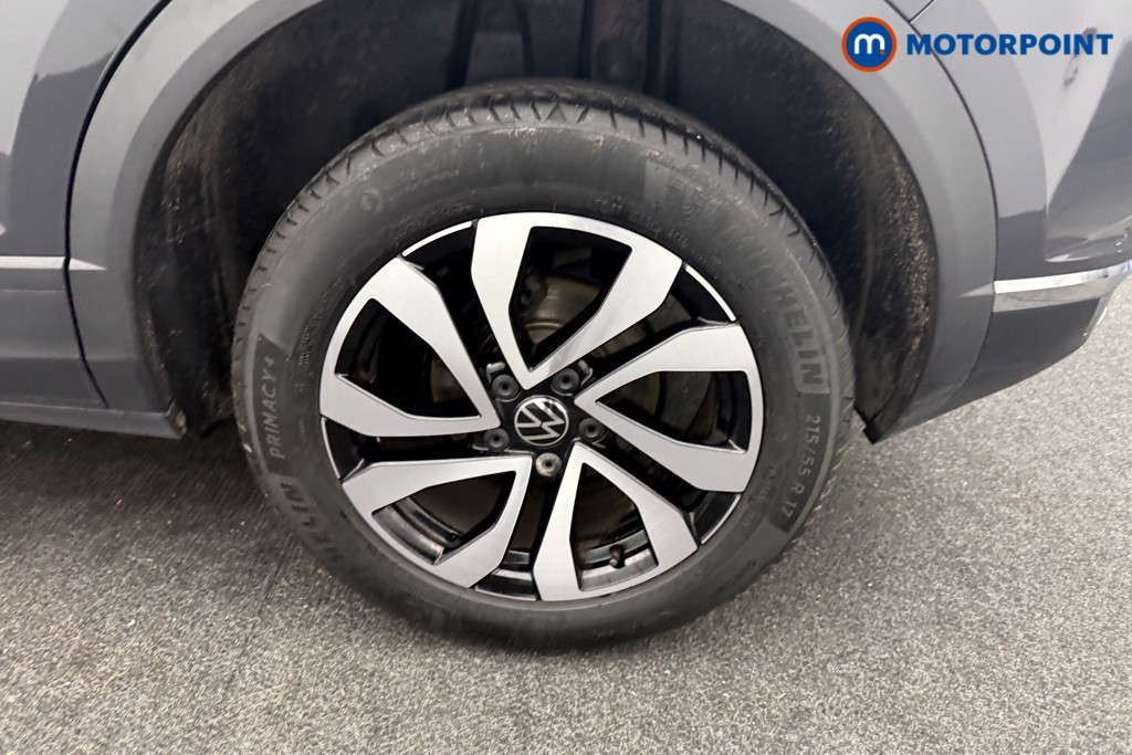 Volkswagen T-Roc Active Manual Petrol SUV - Stock Number (1604746) - 23rd supplementary image