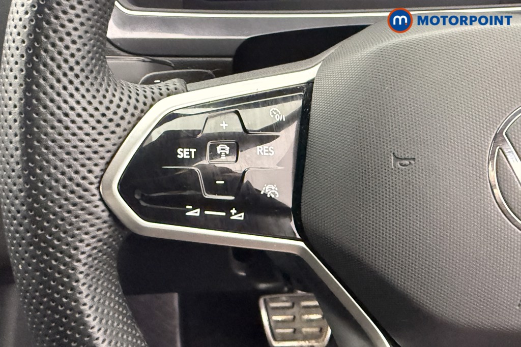 Volkswagen Tiguan Allspace R-Line Automatic Petrol SUV - Stock Number (1604750) - 14th supplementary image