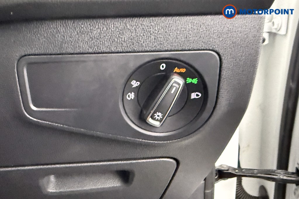 Volkswagen Tiguan Allspace R-Line Automatic Petrol SUV - Stock Number (1604750) - 16th supplementary image