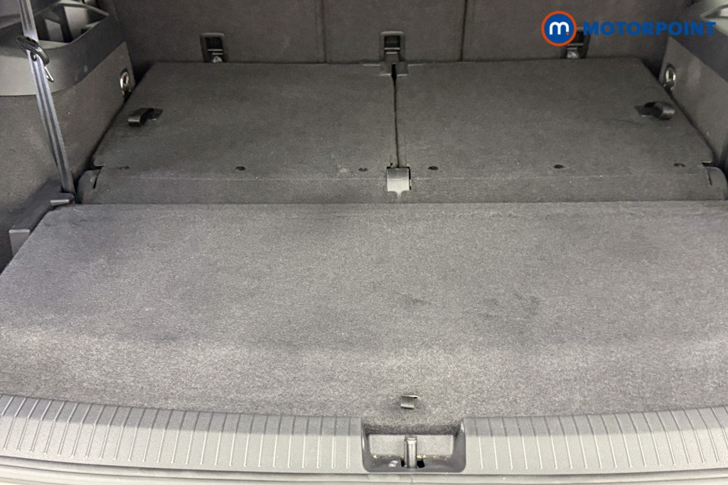 Volkswagen Tiguan Allspace R-Line Automatic Petrol SUV - Stock Number (1604750) - 22nd supplementary image