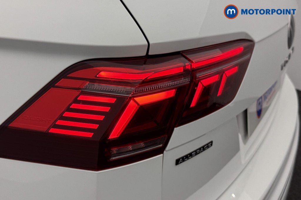 Volkswagen Tiguan Allspace R-Line Automatic Petrol SUV - Stock Number (1604750) - 27th supplementary image