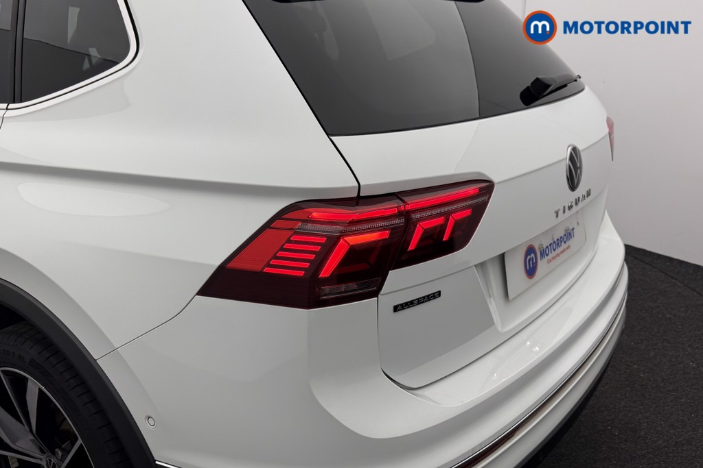 Volkswagen Tiguan Allspace R-Line Automatic Petrol SUV - Stock Number (1604750) - 28th supplementary image