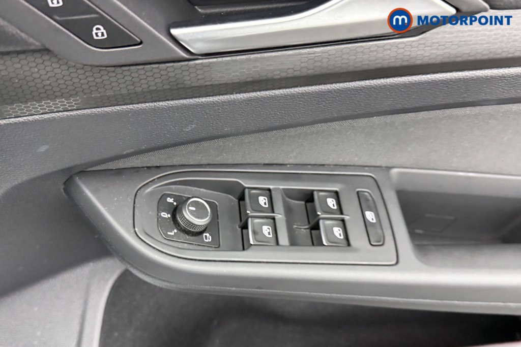 Volkswagen Golf GTD Automatic Diesel Hatchback - Stock Number (1604764) - 17th supplementary image