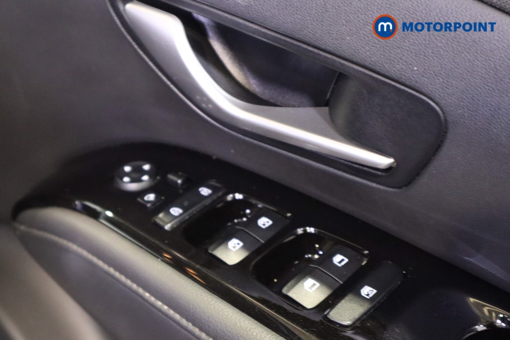 Hyundai Tucson Se Connect Manual Petrol SUV - Stock Number (1604908) - 13th supplementary image