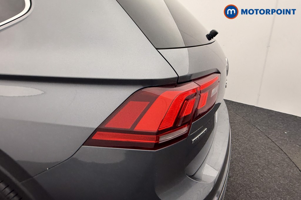 Volkswagen Tiguan Allspace Life Automatic Petrol SUV - Stock Number (1604910) - 28th supplementary image