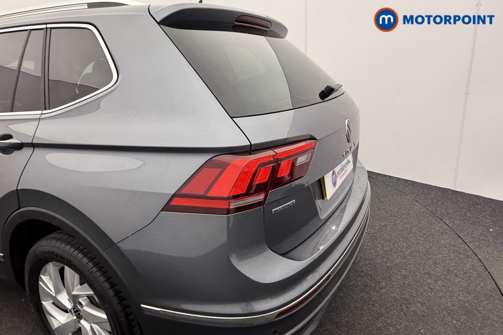 Volkswagen Tiguan Allspace Life Automatic Petrol SUV - Stock Number (1604910) - 29th supplementary image